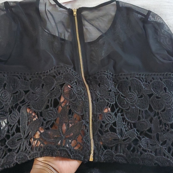 Sheer Black Lace Crop Top - Picture 5 of 7